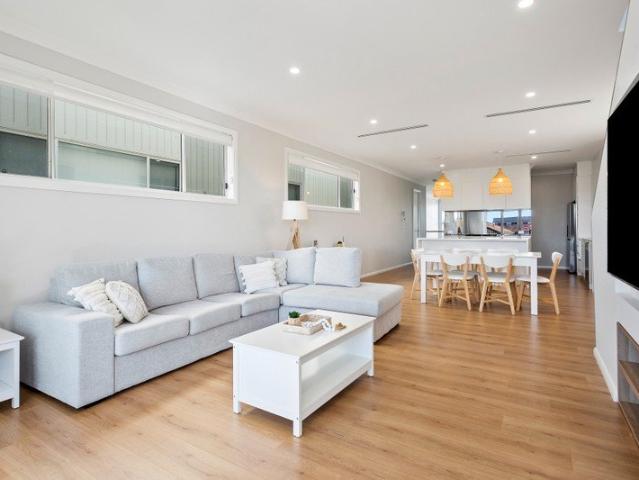 TRI LEVEL LIVING WITH DUAL LIVING FLEXIBILITY, MOMENTS FROM WARILLA BEACH