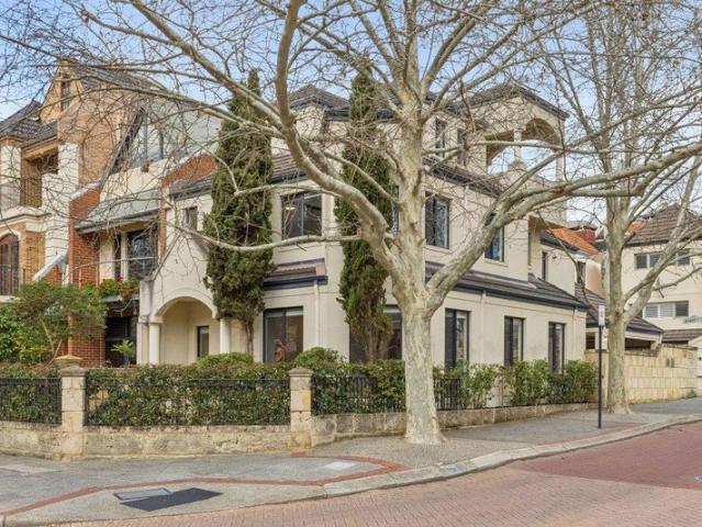 Tri level Royal Street Residence