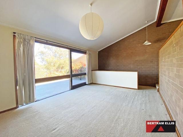 Tri level townhouse close to Canberra Hospital with vintage character