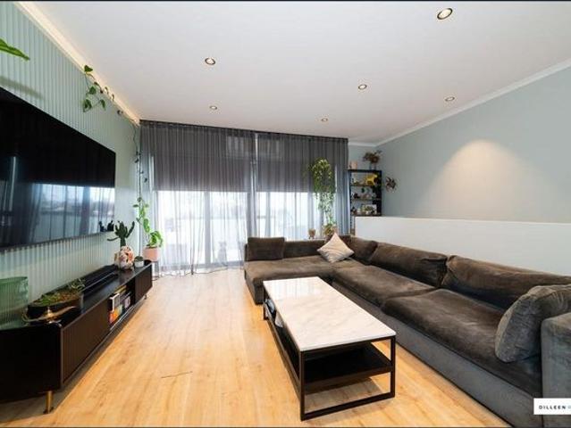 Tri Level Townhouse