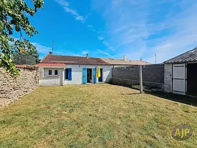 Triaize 85580 Achat / Vente maison 3 pièces t3 au dernier étage
