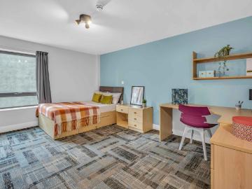 Triangle, Leeds Has an Apartment
