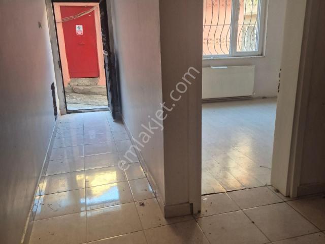 Tribleks Bina Komple Satılık 6 Oda 3 Tuvalet Banyo Teraslı