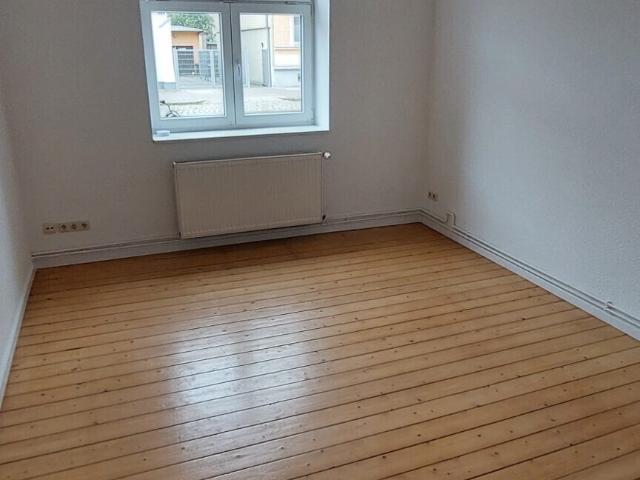 Tribseer Damm 73 EG links