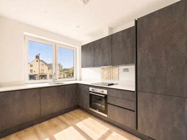Tricorn House, Westward Road, Stroud, Gloucestershire GL5, 1 bed flat to rent, £1,050 pcm | PrimeLocation