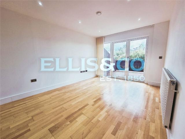 Trident Point, 19 Pinner Road, Harrow HA1, 2 bed flat to rent, £1,900 pcm | PrimeLocation