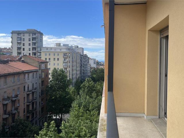 Trieste trilocale 70mq