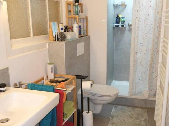 Trier Süd, helle 3 ZKB Altbauwohnung mit Einbauküche in ruhiger Wohnlage zu vermieten