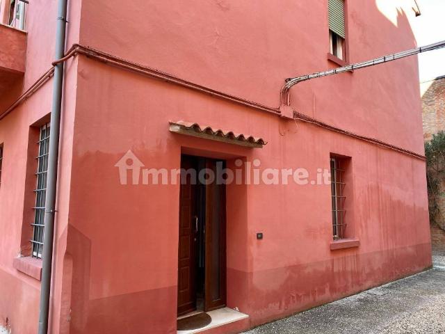 Trilocale 60 m², Centro Storico, Ferrara