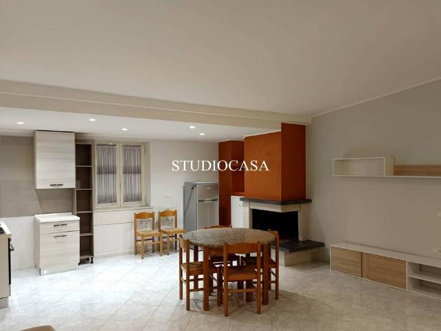 Trilocale 90 m², Tredici, Caserta