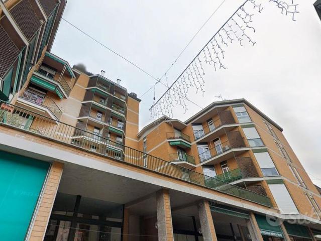 Trilocale con balcone a Brugherio