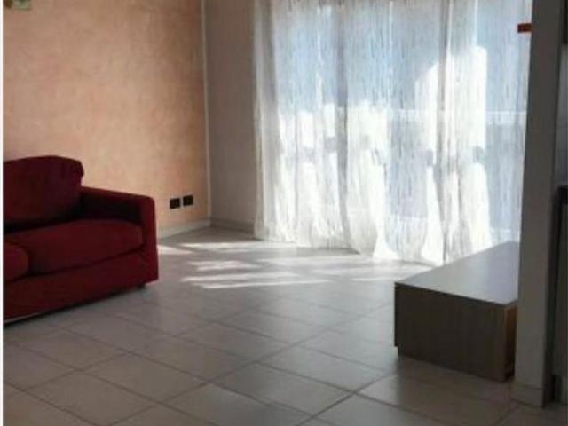 Trilocale con cantina a Seveso