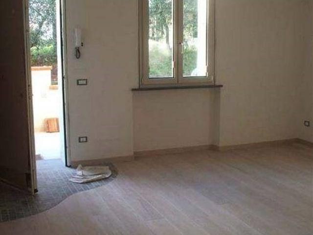 Trilocale con giardino a Vinci