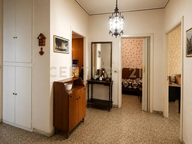 Trilocale con terrazzo in viale mario rapisardi 192a, Catania
