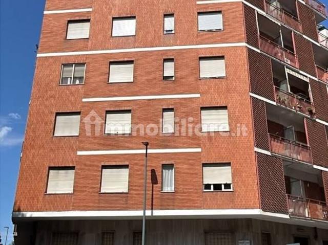 Trilocale corso Bernardino Telesio 82, Parella, Torino