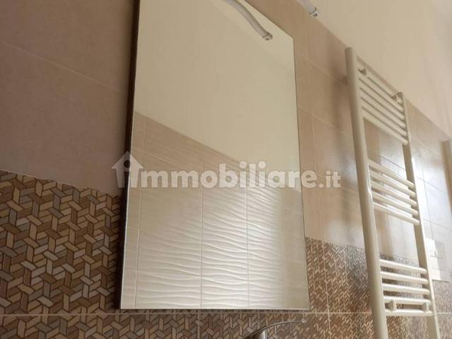 Trilocale corso Europa 15, Emanuele II, C. Colombo, Morelli e Silvati, Avellino