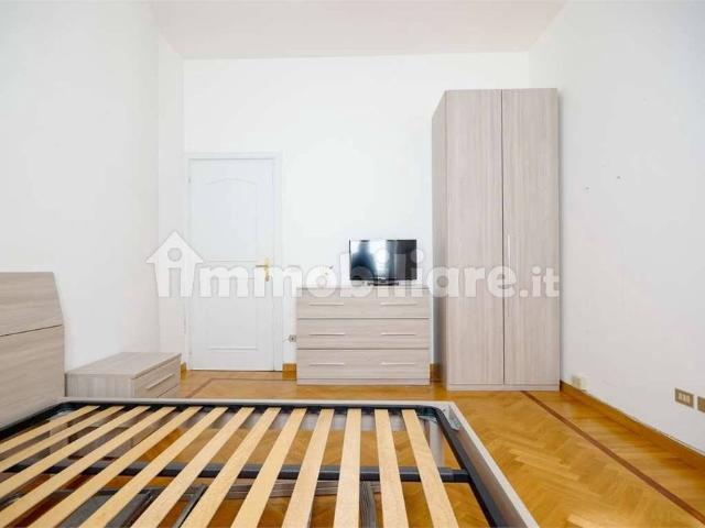 Trilocale corso Monforte, 15, San Babila, Milano