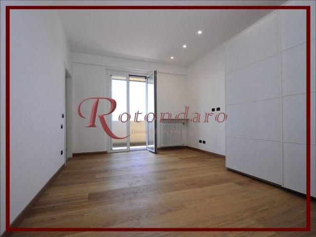 Trilocale corso Magenta 32, Cadorna Castello, Milano