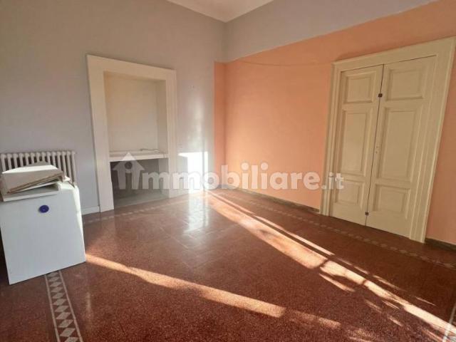 Trilocale corso Marion Crawford 35, Centro, Sant'Agnello