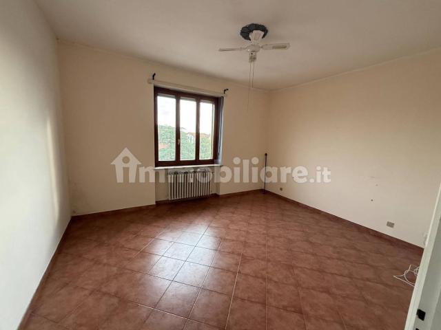 Trilocale corso Savona 137, Bauducchi, Moncalieri