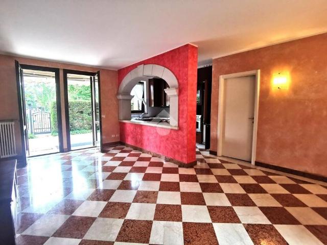 Trilocale corso San Lorenzo 111, Ospedaletto, Santa Lucia, Arcè, Pescantina