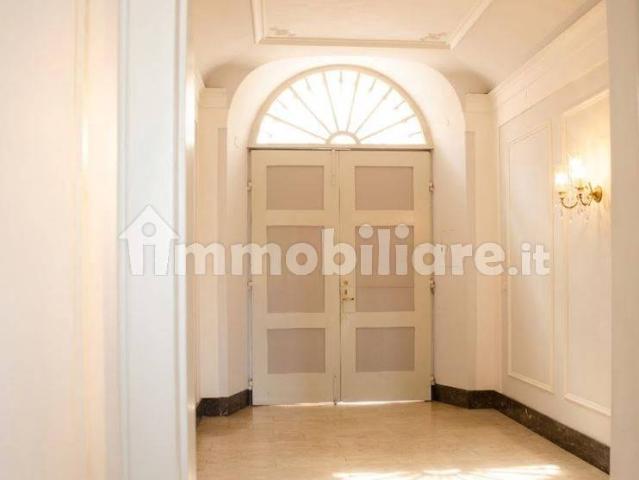 Trilocale corso Persiani 7, Centro, Recanati