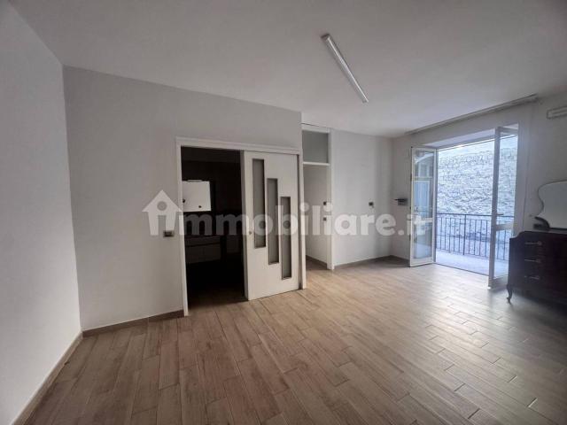Trilocale corso Umberto I, Centro, Marano di Napoli