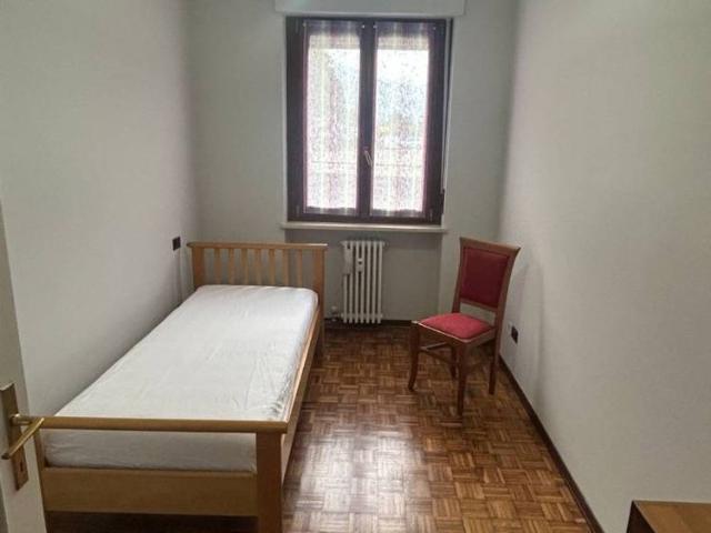 Trilocale corso Vercelli 207, Centro, Borgosesia