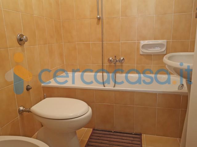 Trilocale centralissimo in affitto