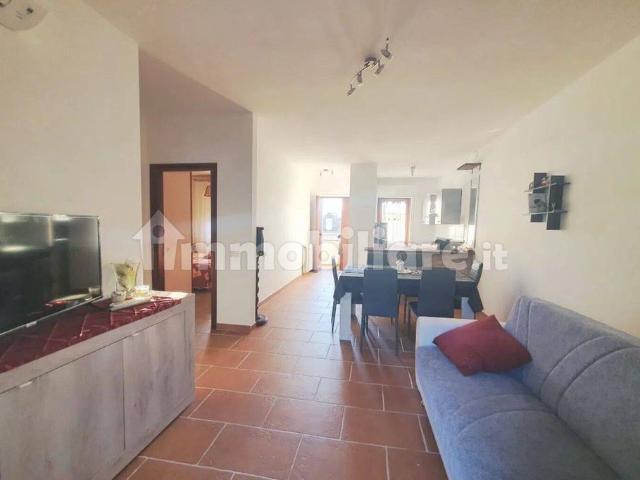 Trilocale Area Residenziale Semiperiferia Bolsena, Bolsena