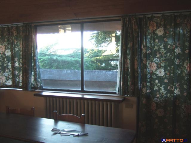 Trilocale arredato in villa singola