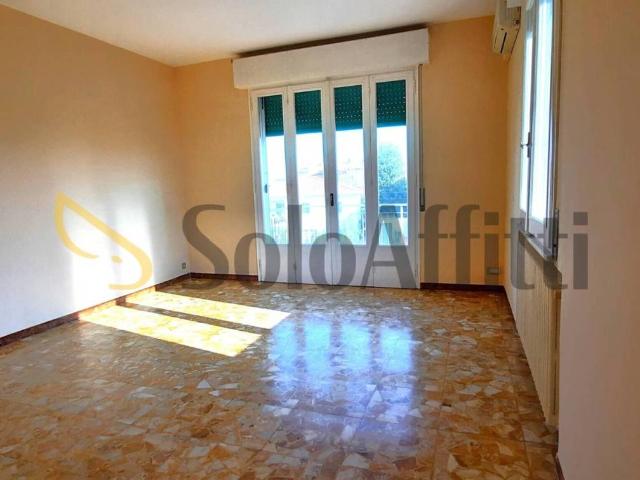 Trilocale buono stato, secondo piano, Centro, Medolla