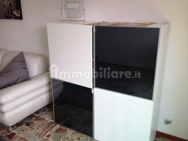 Trilocale buono stato, secondo piano, Città Giardino, Pavia