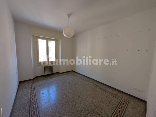 Trilocale buono stato, secondo piano, Leopoldo Vittorio Emanuele Statuto, Firenze