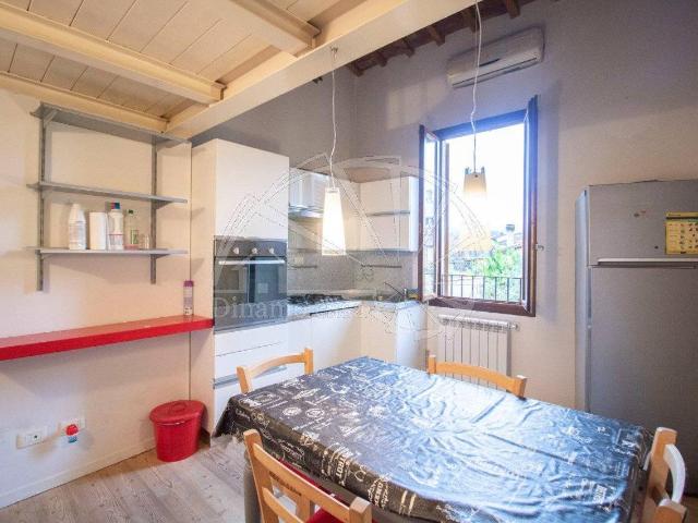 Trilocale buono stato, su più livelli, Poggio a Caiano