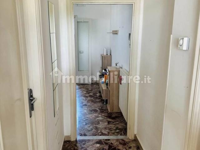 Trilocale buono stato, piano rialzato, Centro, Cava de' Tirreni