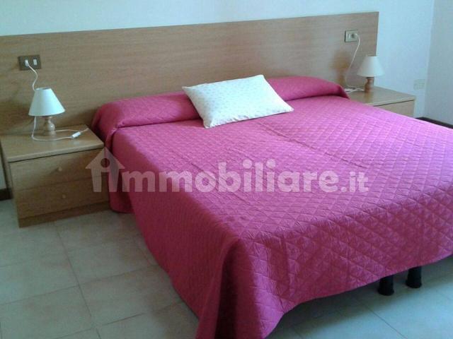 Trilocale buono stato, piano rialzato, Garda