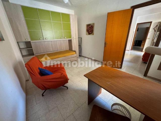 Trilocale buono stato, piano terra, Catanzaro Lido, Catanzaro