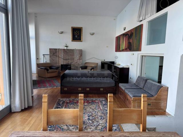 Trilocale buono stato, piano terra, Centro, Riva del Garda