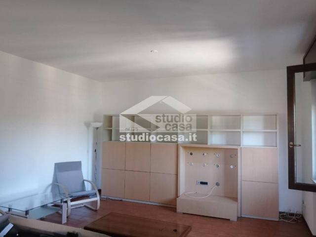 Trilocale buono stato, primo piano, Centro, Maleo