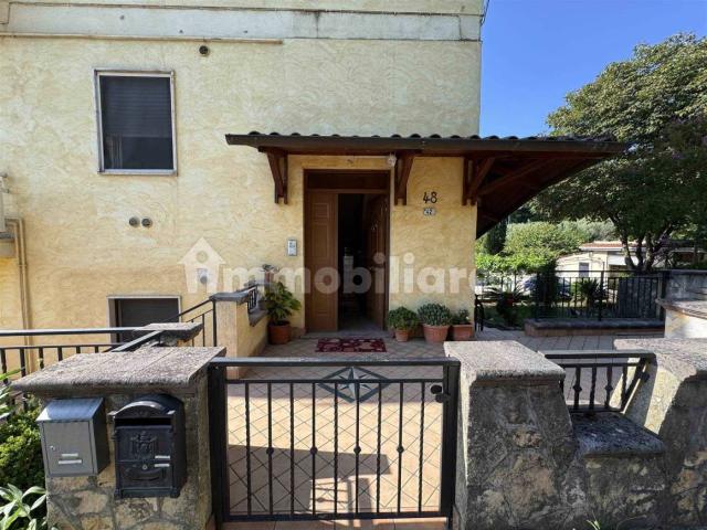 Trilocale buono stato, primo piano, Centro, Frosinone