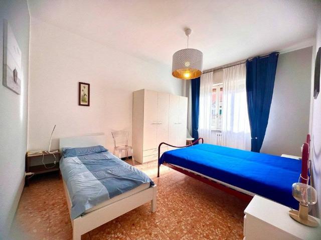 Trilocale buono stato, primo piano, Centro, Loano