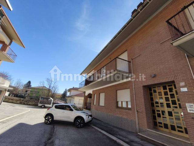 Trilocale buono stato, primo piano, Centro, Pizzoli
