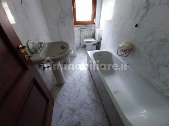 Trilocale buono stato, primo piano, Marina di Carrara, Carrara
