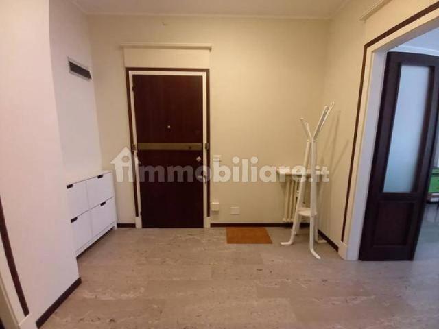 Trilocale buono stato, quarto piano, Borgo Teresiano, Trieste