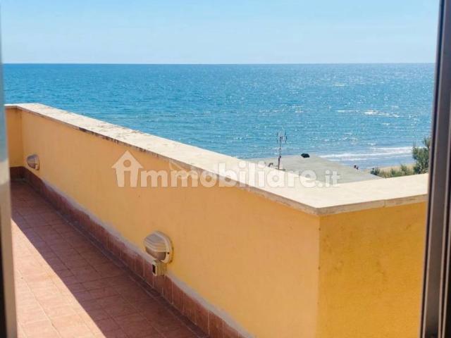 Trilocale buono stato, quarto piano, Latina Lido, Latina