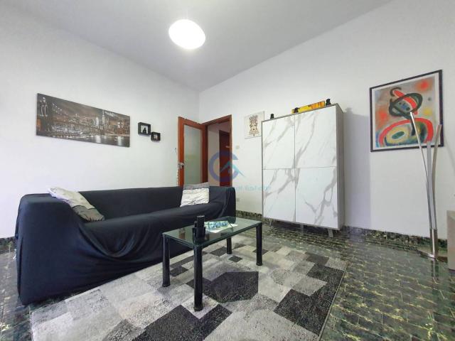 Trilocale buono stato, quinto piano, Centro Storico, Catanzaro