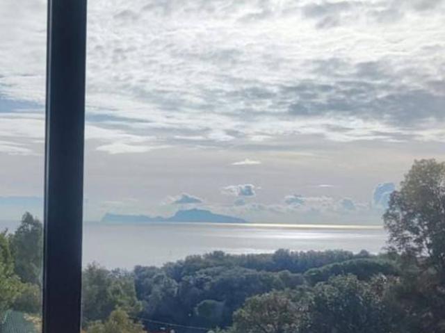 Trilocale discesa Gaiola, Marechiaro, Napoli
