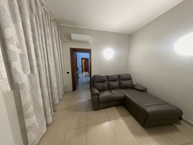 Trilocale in Corso Giuseppe Garibaldi, Napoli