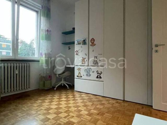 Trilocale in affitto a Milano via Giuseppe Massarenti, San Siro